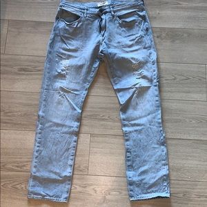 Gap Jeans Distressed Light wash slim jeans 34x32